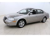 2001 Nissan Maxima GLE Front 3/4 View
