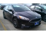 2015 Tuxedo Black Metallic Ford Focus SE Sedan #105514367