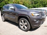 2015 Jeep Grand Cherokee Overland 4x4 Front 3/4 View