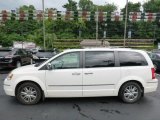 2008 Stone White Chrysler Town & Country Limited #105750240