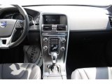 2016 Volvo XC60 T6 AWD R-Design Dashboard