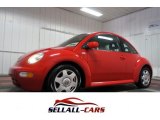 Uni Red Volkswagen New Beetle in 2001