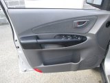 2009 Hyundai Tucson SE V6 4WD Door Panel