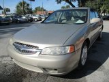2000 Nissan Altima GXE Front 3/4 View