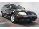 2004 Volkswagen Passat GLS Wagon Front 3/4 View