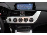 2016 BMW Z4 sDrive28i Controls