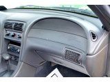 2002 Ford Mustang V6 Coupe Dashboard