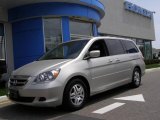 2005 Silver Pearl Metallic Honda Odyssey EX-L #10637331