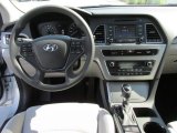 2016 Hyundai Sonata Hybrid SE Dashboard