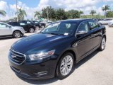 2015 Ford Taurus Limited Front 3/4 View