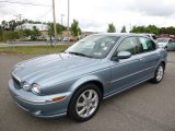 2004 Pacific Blue Metallic Jaguar X-Type 2.5 #106692271