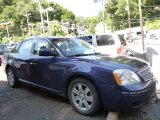 2006 Ford Five Hundred SE Front 3/4 View