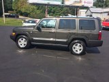 Dark Khaki Pearl Jeep Commander in 2006