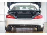 2016 Mercedes-Benz SL 63 AMG Roadster Trunk