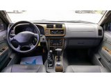 2000 Nissan Xterra SE V6 4x4 Dashboard