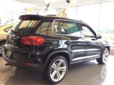 2014 Volkswagen Tiguan R-Line 4Motion Exterior