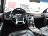 2010 Volvo S80 Interiors