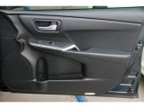 2015 Toyota Camry SE Door Panel