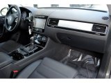 2013 Volkswagen Touareg VR6 FSI Sport 4XMotion Dashboard