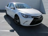 Blizzard White Pearl Toyota Camry in 2016
