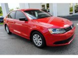 2014 Volkswagen Jetta S Sedan Front 3/4 View