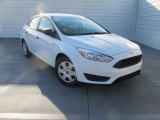 2015 Ford Focus S Sedan Front 3/4 View