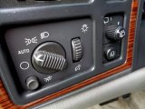 2003 Cadillac Escalade  Controls