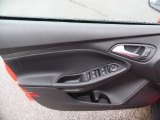 2016 Ford Focus SE Sedan Door Panel
