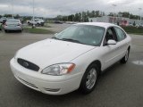 2005 Ford Taurus SEL Front 3/4 View