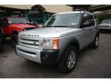 2006 Land Rover LR3 V8 HSE Front 3/4 View