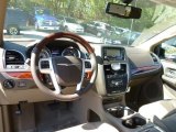 2016 Chrysler Town & Country Limited Platinum Dashboard