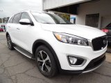 2016 Kia Sorento EX V6 AWD Front 3/4 View