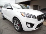 2016 Kia Sorento SX V6 AWD Front 3/4 View