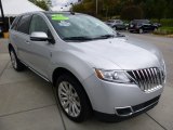 2013 Lincoln MKX AWD Front 3/4 View