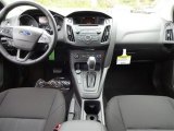 2016 Ford Focus SE Sedan Dashboard