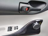 2014 Scion iQ  Controls