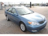 2004 Toyota Camry XLE Front 3/4 View