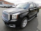 2016 GMC Yukon XL Denali 4WD Front 3/4 View