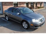 2007 Volkswagen Jetta 2.5 Sedan Front 3/4 View