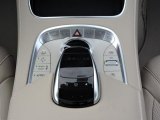 2016 Mercedes-Benz S 550 4Matic Sedan Controls