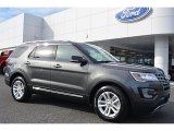 2016 Magnetic Metallic Ford Explorer XLT #108972140