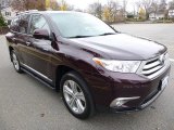 2013 Toyota Highlander Limited 4WD Front 3/4 View