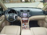 2013 Toyota Highlander Limited 4WD Dashboard