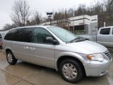 2007 Bright Silver Metallic Chrysler Town & Country Limited #109089830