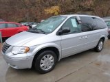 2007 Chrysler Town & Country Limited Front 3/4 View