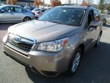 2015 Subaru Forester 2.5i Premium Front 3/4 View