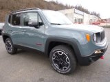 2016 Jeep Renegade Trailhawk 4x4 Front 3/4 View