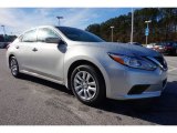 2016 Nissan Altima 2.5 Front 3/4 View