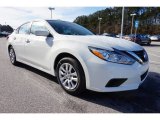 2016 Nissan Altima 2.5 S Front 3/4 View
