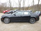 Gloss Black Chrysler 300 in 2016
